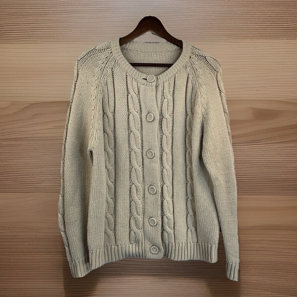 Vintage Cable Knit Cardigan Sweater M‎ Beige Cable knit Covered Buttons Granny